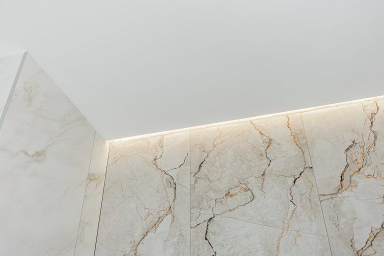 Photo bathroom lighting