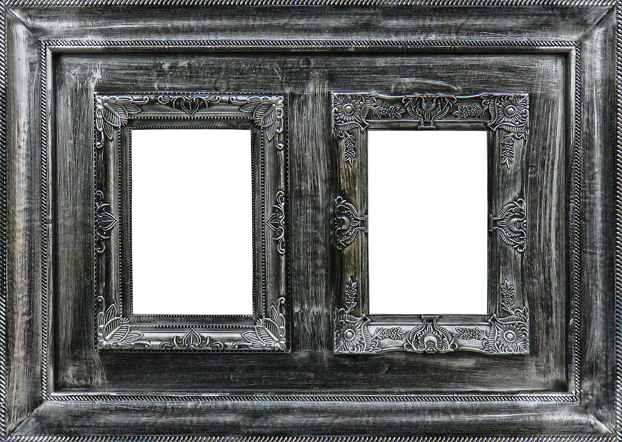 Retro broodrooster naast slim keukenapparaat. Retro broodrooster naast slim keukenapparaat.